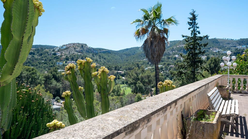 5 bedroom Villa for sale in Son Vida with pool - € 4,500,000 (Ref: 8524916)