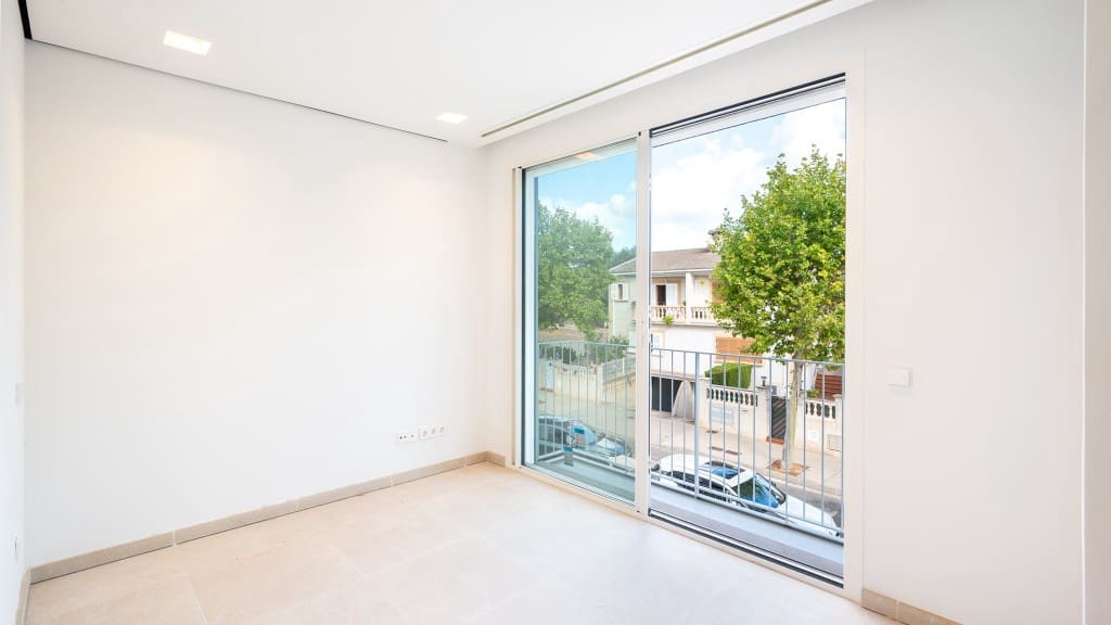 3 sypialnia Dom blizniak na sprzedaż w Palma de Mallorca z basenem - 1 100 000 € (Ref: 8524935)