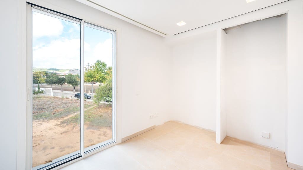 3 sypialnia Dom blizniak na sprzedaż w Palma de Mallorca z basenem - 1 100 000 € (Ref: 8524935)