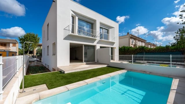 3 slaapkamer Halfvrijstaande villa te koop in Palma de Mallorca met zwembad - € 1.100.000 (Ref: 8524935)