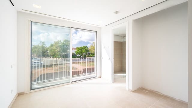 3 slaapkamer Halfvrijstaande villa te koop in Palma de Mallorca met zwembad - € 1.100.000 (Ref: 8524935)