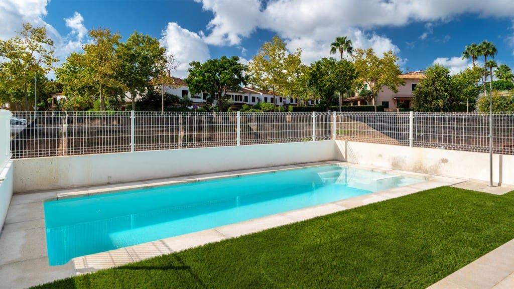 3 sypialnia Dom blizniak na sprzedaż w Palma de Mallorca z basenem - 1 100 000 € (Ref: 8524935)