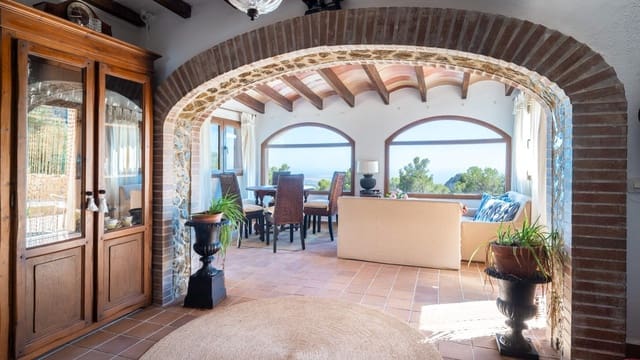 2 slaapkamer Finca/Landhuis te koop in Puigpunyent met zwembad - € 799.000 (Ref: 8527608)