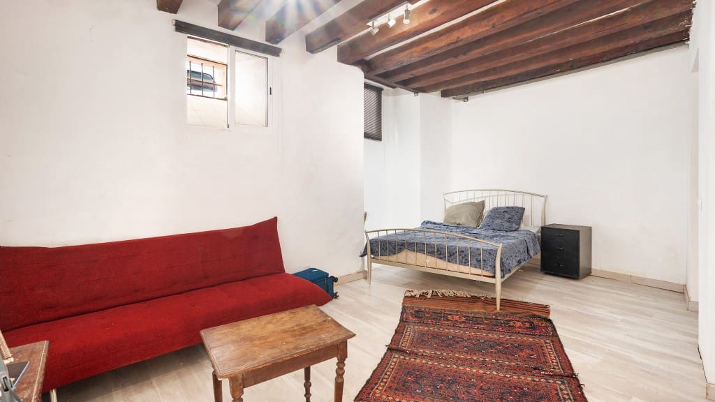 8 bedroom Apartment for sale in Palma de Mallorca - € 2,700,000 (Ref: 8527610)