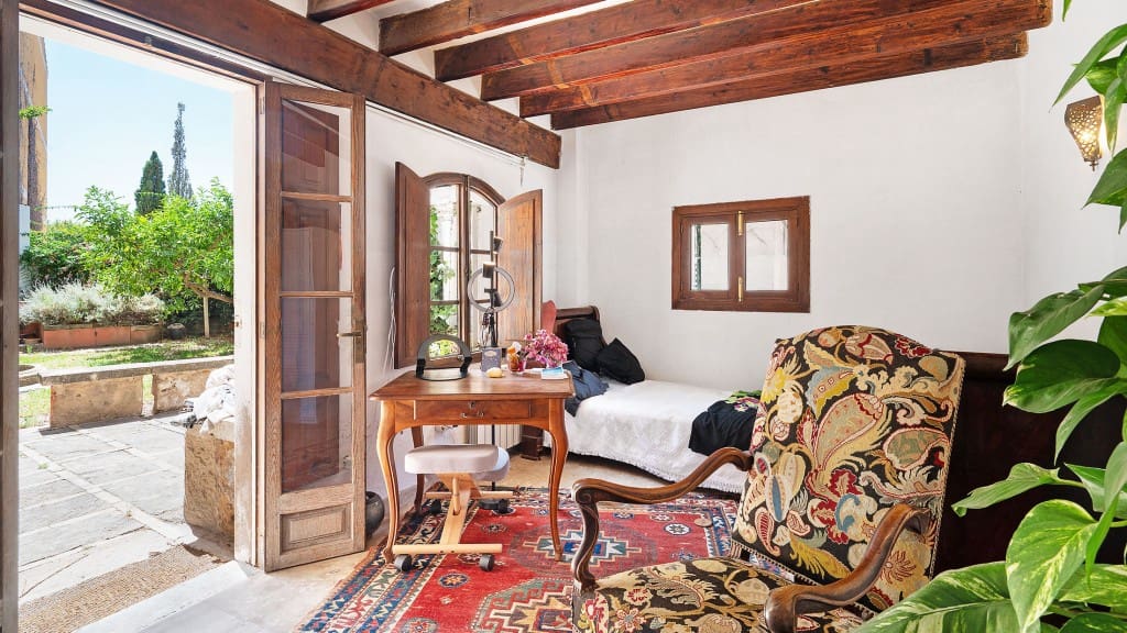 8 bedroom Apartment for sale in Palma de Mallorca - € 2,700,000 (Ref: 8527610)