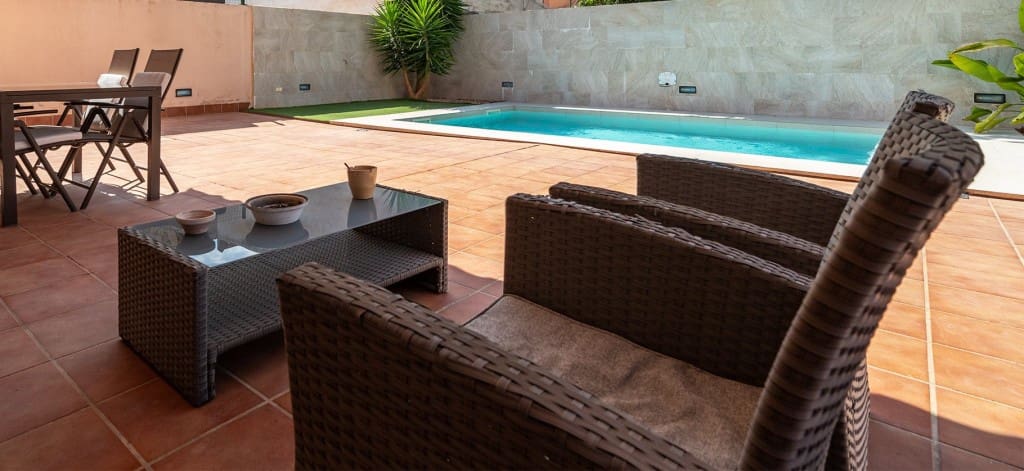 4 soveværelse Villa til salg i Palma de Mallorca med swimmingpool - € 1.450.000 (Ref: 8527613)