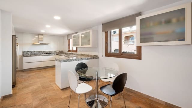 4 sypialnia Willa na sprzedaż w Son Rapinya, Palma de Mallorca z basenem - 1 450 000 € (Ref: 8527613)