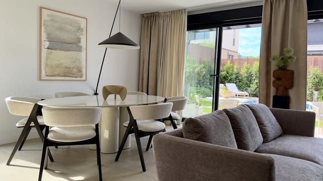 Pareado de 4 habitaciones en Puig de Ros, Llucmajor en venta con piscina - 1.265.000 € (Ref: 8578633)