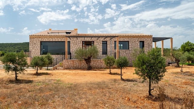 Finca/Casa Rural de 5 habitaciones en Santa María del Camí en venta con piscina - 4.100.000 € (Ref: 8590514)