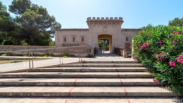 Ruin til salg i Coll d'en Rabassa, Palma de Mallorca - € 850.000 (Ref: 8634249)