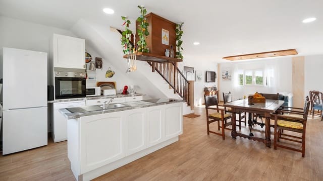 5 chambre Villa/Maison à vendre à Cala Ratjada, Capdepera avec piscine - 1 350 000 € (Ref: 8644632)