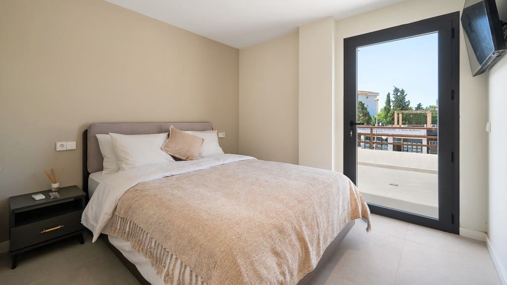 2 quarto Apartamento para venda em Puerto Portals com piscina - 1 060 000 € (Ref: 8656079)