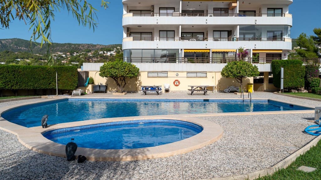 2 quarto Apartamento para venda em Puerto Portals com piscina - 1 060 000 € (Ref: 8656079)