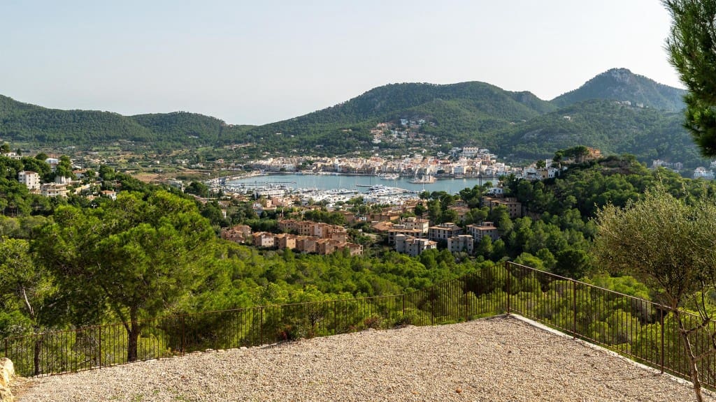 Chalet de 4 habitaciones en Puerto de Andratx en venta con piscina - 15.750.000 € (Ref: 8658293)