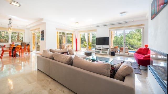 5 soveværelse Villa til salg i Costa de la Calma, Calvià med swimmingpool - € 1.650.000 (Ref: 8662108)