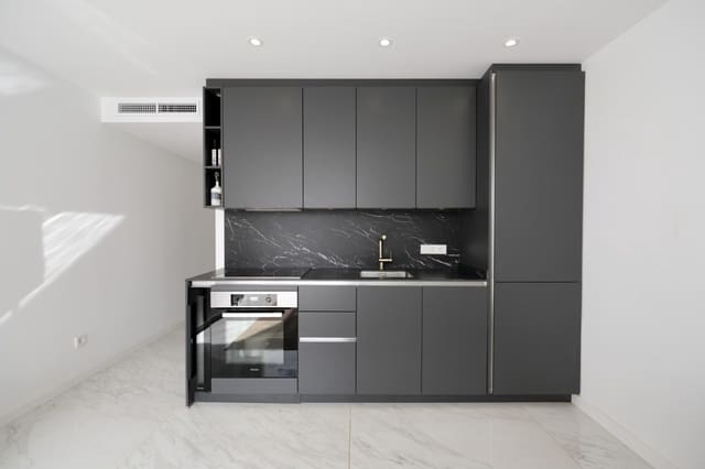 2 sypialnia Apartament na sprzedaż w Puerto Portals, Calvià z basenem - 1 100 000 € (Ref: 8671692)