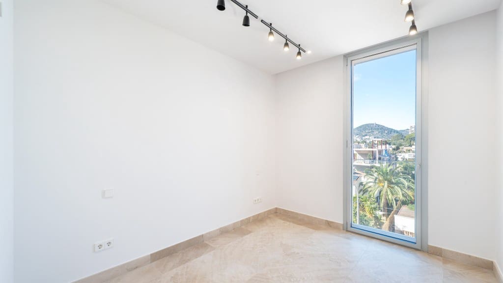 3 slaapkamer Penthouse te koop in Palma de Mallorca met zwembad - € 2.250.000 (Ref: 8675481)
