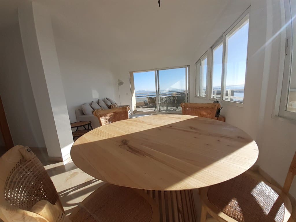 2 soveværelse Lejlighed til leje i Palma de Mallorca med swimmingpool - € 2.000 (Ref: 8699497)