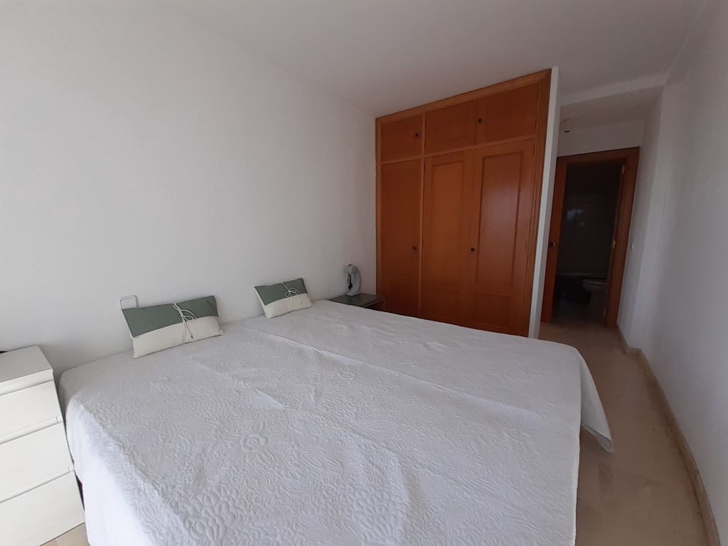 2 soveværelse Lejlighed til leje i Palma de Mallorca med swimmingpool - € 2.000 (Ref: 8699497)