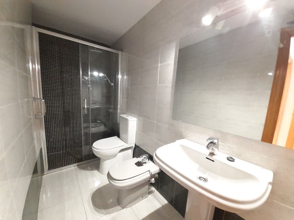 2 soveværelse Lejlighed til leje i Palma de Mallorca med swimmingpool - € 2.000 (Ref: 8699497)