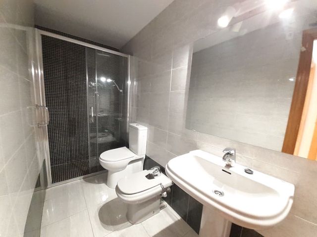 2 soveværelse Lejlighed til leje i Palma de Mallorca med swimmingpool - € 2.000 (Ref: 8699497)