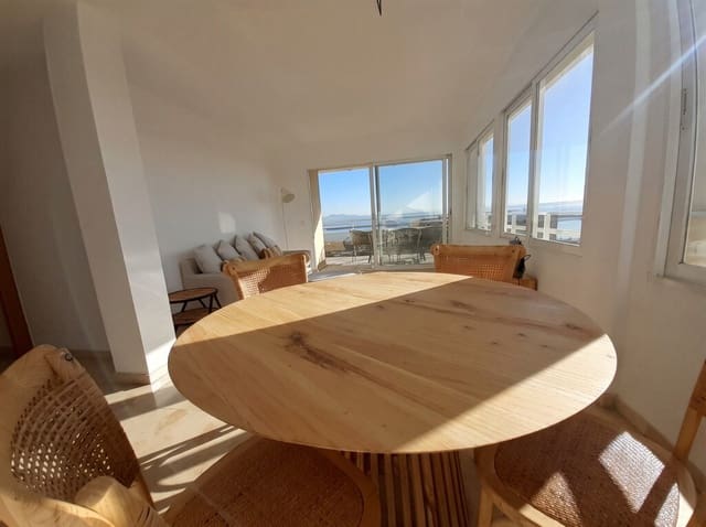 2 makuuhuone Huoneisto vuokrattavana paikassa Palma de Mallorca mukana uima-altaan - 2 000 € (Ref: 8699497)