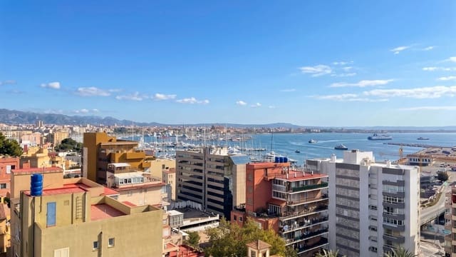 2 makuuhuone Huoneisto vuokrattavana paikassa Palma de Mallorca mukana uima-altaan - 2 000 € (Ref: 8699497)