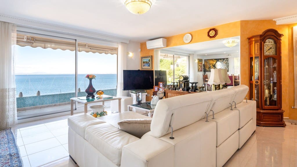 3 soveværelse Lejlighed til salg i Cala Vinyes / Cala Vinyas / Cala Vinas - € 2.100.000 (Ref: 8734211)