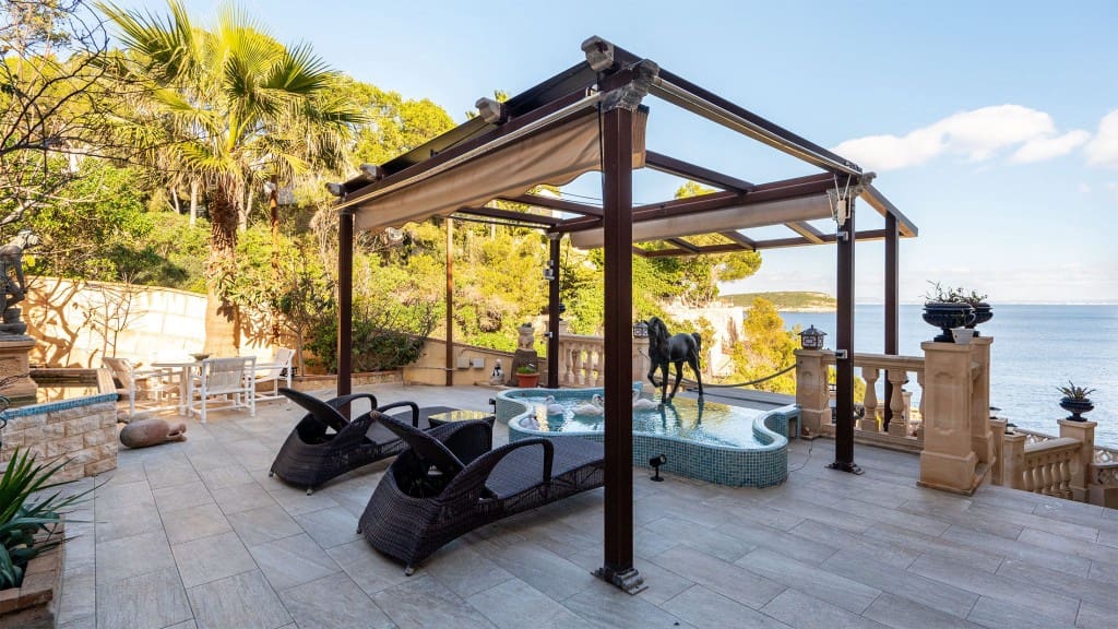 3 soveværelse Lejlighed til salg i Cala Vinyes / Cala Vinyas / Cala Vinas - € 2.100.000 (Ref: 8734211)