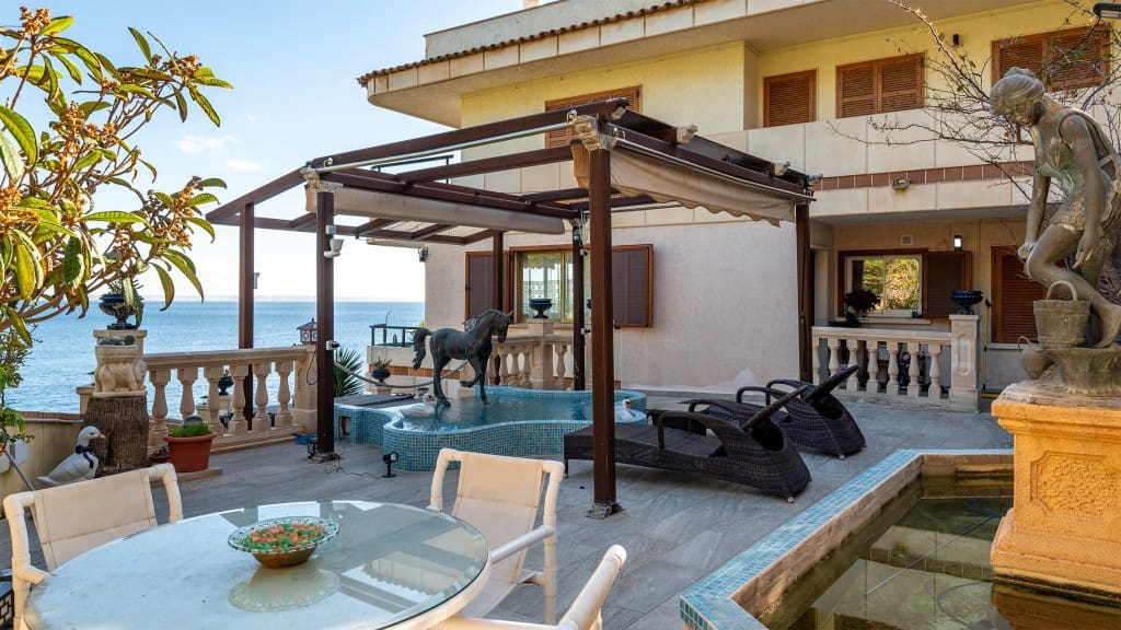 3 soveværelse Lejlighed til salg i Cala Vinyes / Cala Vinyas / Cala Vinas - € 2.100.000 (Ref: 8734211)