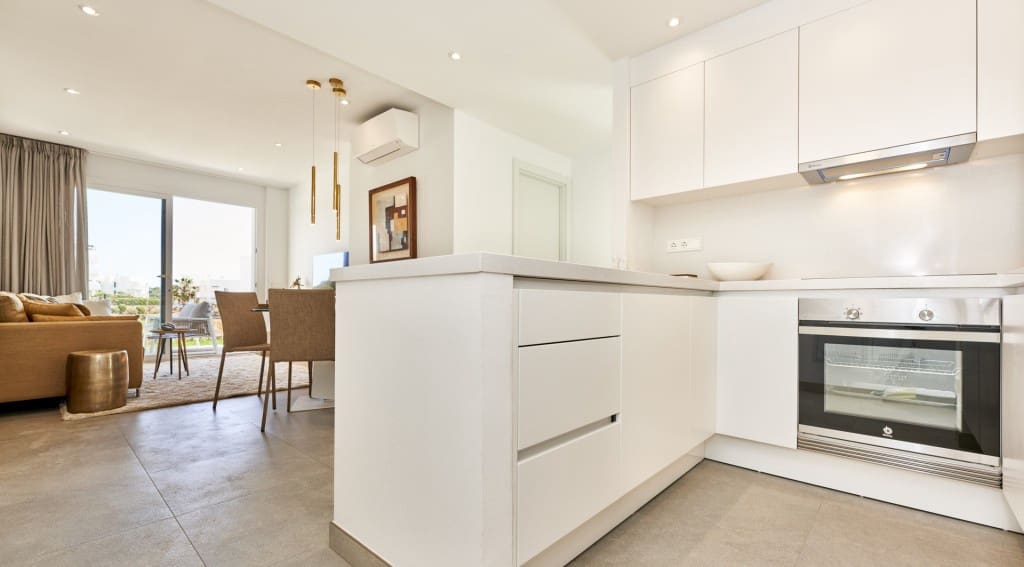 2 Zimmer Apartment zu verkaufen in Cala d'Or mit Pool - 398.000 € (Ref: 8766476)