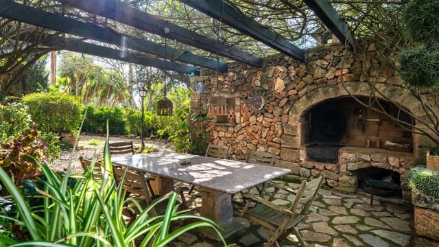 4 chambre Finca/Maison de Campagne à vendre à Algaida avec piscine garage - 2 850 000 € (Ref: 8815473)