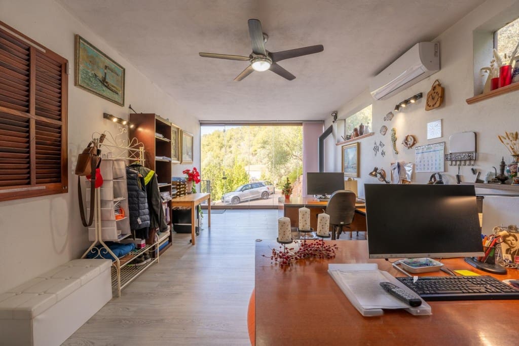 3 soveværelse Finca/Landehus til salg i Bunyola - € 1.150.000 (Ref: 8848806)