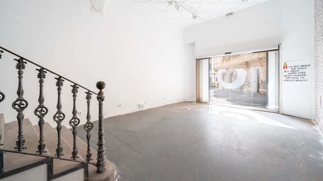 Commercial for sale in Palma de Mallorca - € 650,000 (Ref: 8885716)