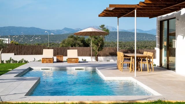 4 soveværelse Villa til salg i Son Gual, Palma de Mallorca med swimmingpool - € 2.640.000 (Ref: 8932073)