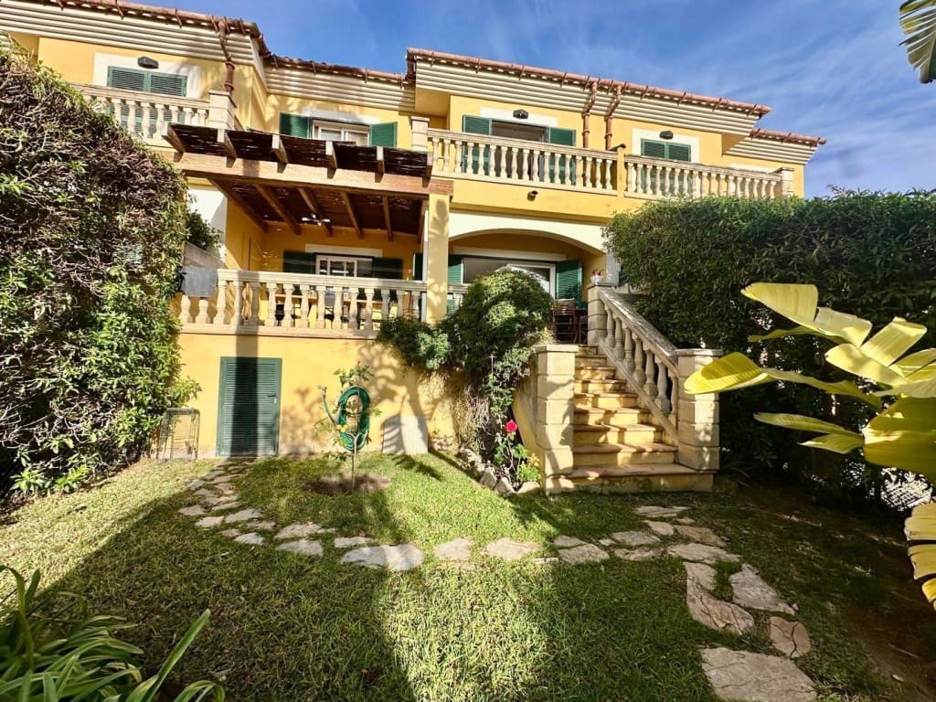 3 soveværelse Byhus til salg i Calvia med swimmingpool - € 930.000 (Ref: 8948628)