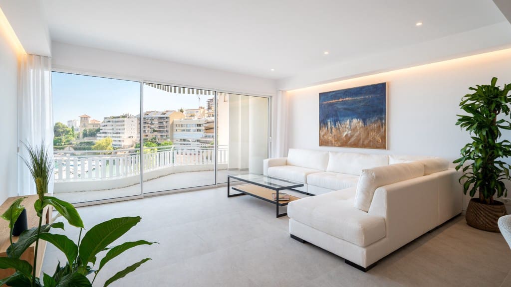 3 bedroom Apartment for sale in Palma de Mallorca - € 2,045,000 (Ref: 8972000)