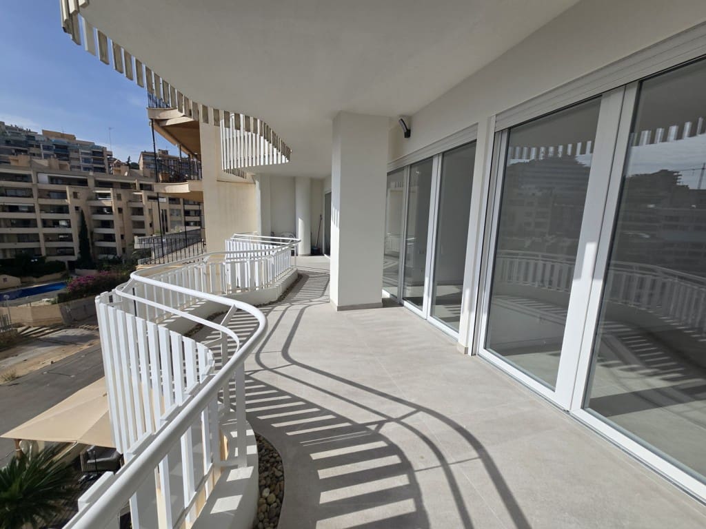 3 bedroom Apartment for sale in Palma de Mallorca - € 2,045,000 (Ref: 8972000)