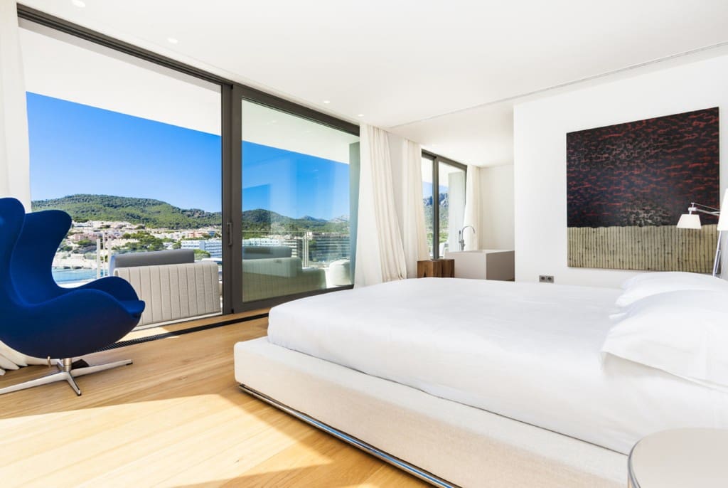 4 quarto Moradia para venda em Es Camp De Mar / El Camp De Mar com piscina - 11 500 000 € (Ref: 9019862)