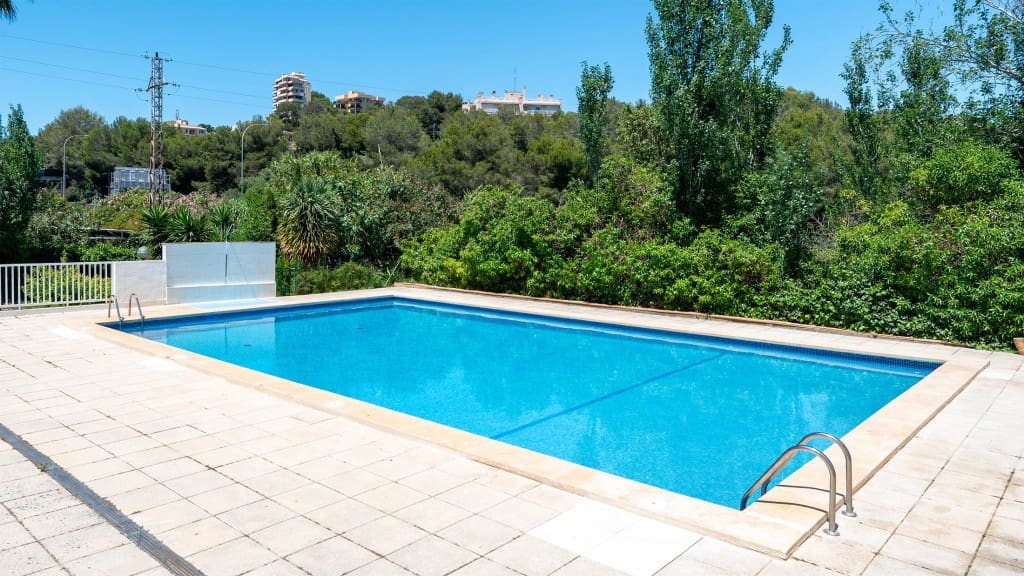 4 soveværelse Byhus til salg i Cala Mayor med swimmingpool - € 975.000 (Ref: 9031516)