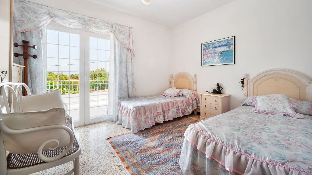 4 soveværelse Villa til salg i Palmanyola - € 710.000 (Ref: 9062187)