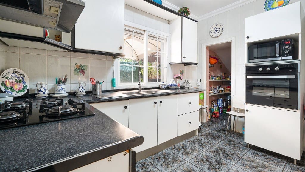 4 soveværelse Villa til salg i Palmanyola - € 710.000 (Ref: 9062187)