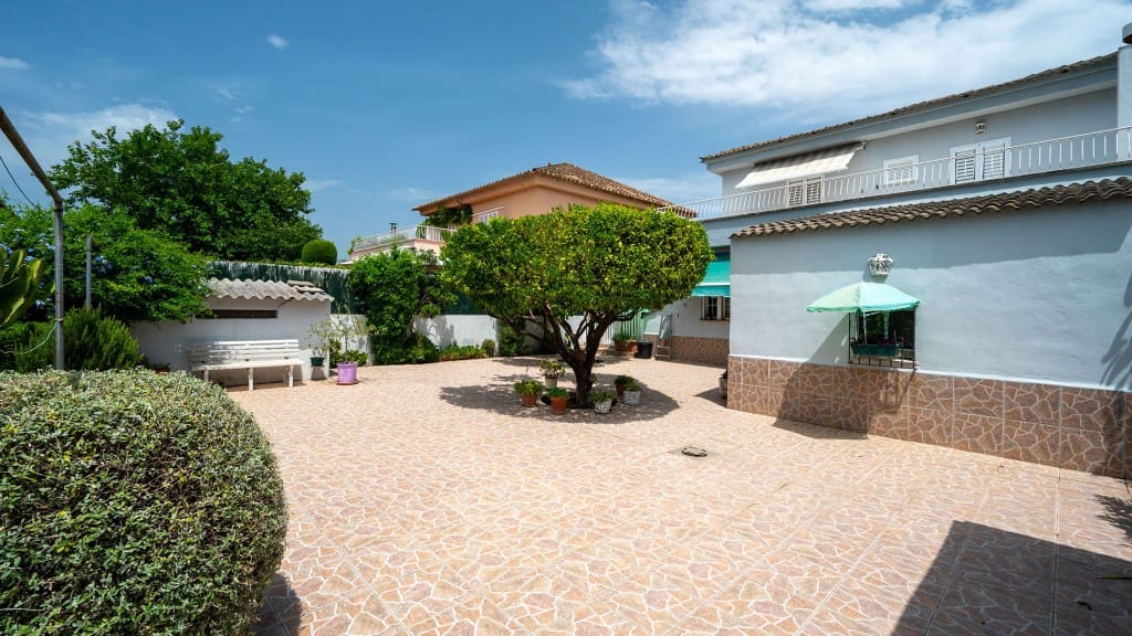 4 soveværelse Villa til salg i Palmanyola - € 710.000 (Ref: 9062187)