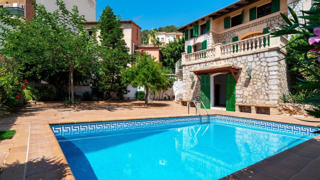 5 sypialnia Willa na sprzedaż w Genova z basenem - 2 590 000 € (Ref: 9062188)