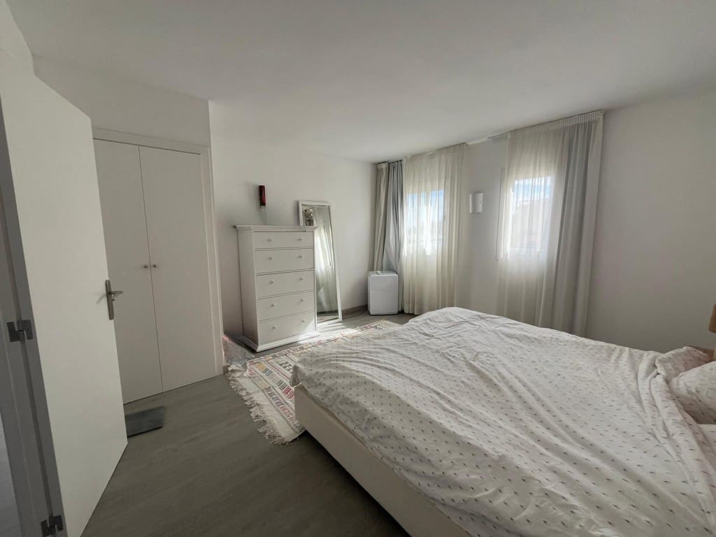 Apartamento de 3 habitaciones en San Agustín / Sant Agustí en alquiler con piscina - 3.500 € (Ref: 9068680)