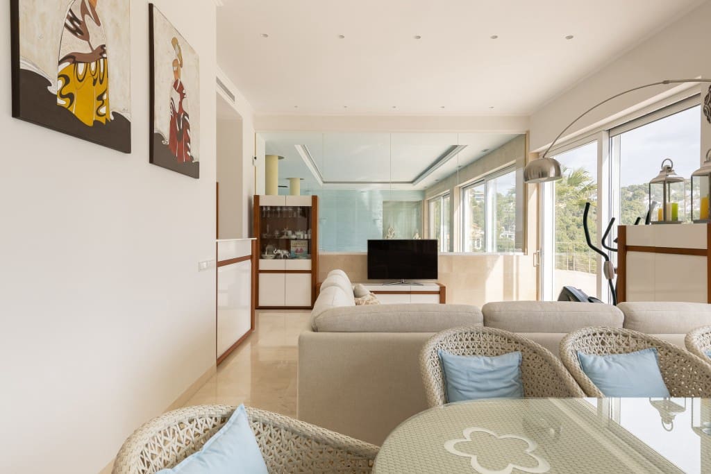 4 soveværelse Villa til salg i Costa de la Calma med swimmingpool - € 2.980.000 (Ref: 9074922)