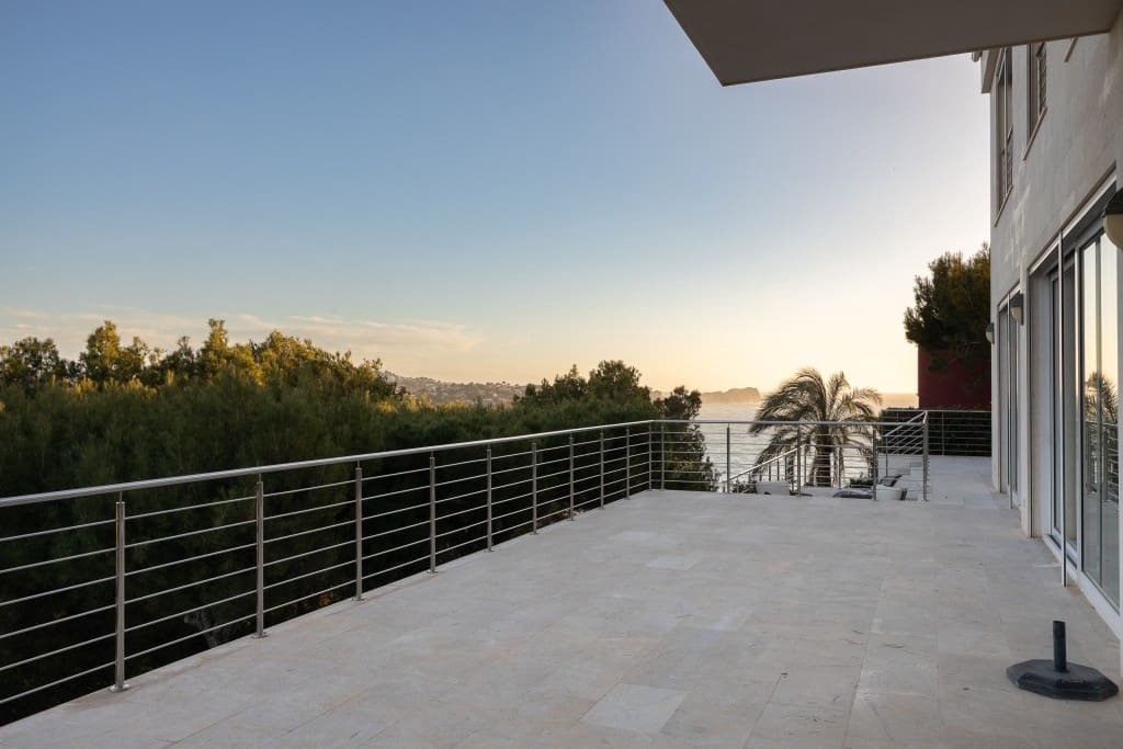 4 soveværelse Villa til salg i Costa de la Calma med swimmingpool - € 2.980.000 (Ref: 9074922)