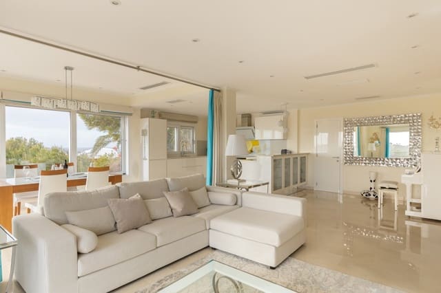 4 soveværelse Villa til salg i Costa de la Calma, Calvià med swimmingpool - € 2.980.000 (Ref: 9074922)