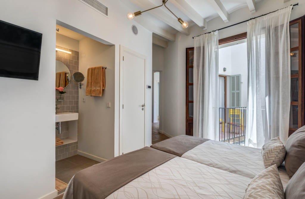 6 soveværelse Byhus til salg i Soller - € 1.590.000 (Ref: 9074931)