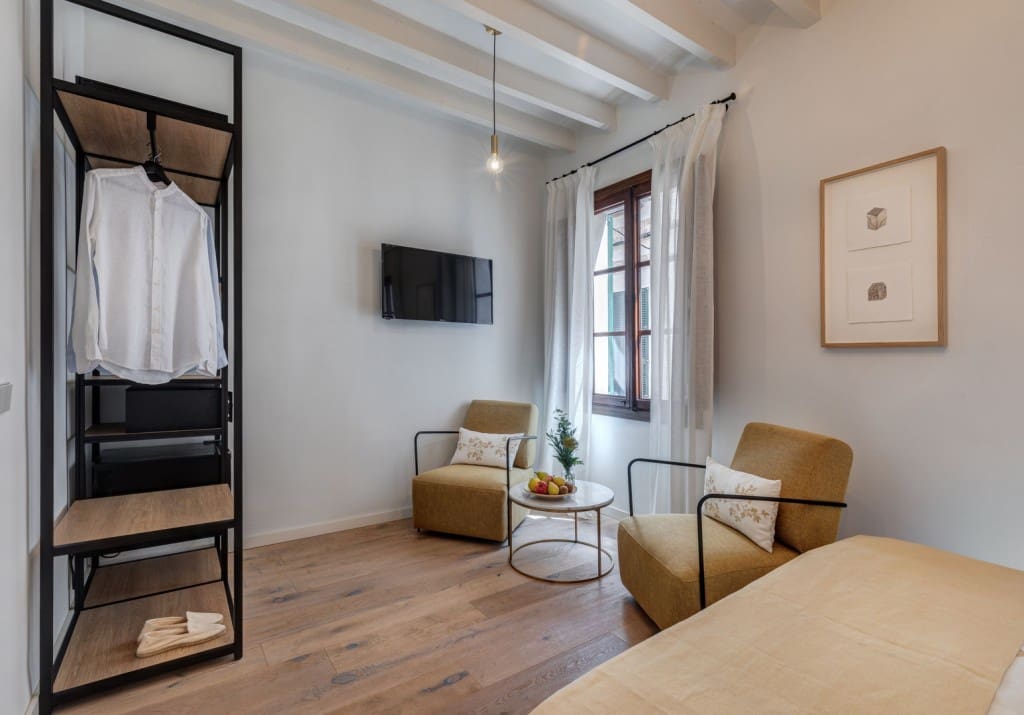 6 soveværelse Byhus til salg i Soller - € 1.590.000 (Ref: 9074931)